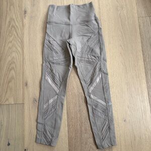 Alo mesh cutout moto leggings xs